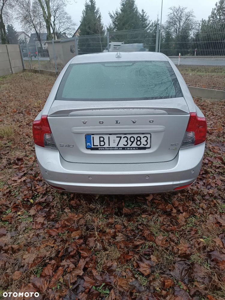 Auto na części - VOLVO S40 II 1.6 WSZYSTKIE CZĘŚCI  SILNIK SKRZYNIA Lakier 492 Silnik Skrzynia Drzwi Klapa Zderzak Lampa Lusterko Szyba Szyberdach Panorama Deska Kokpit Sterownik Moduł Czujnik Licznik Wyświetlacz Kierownica - 6