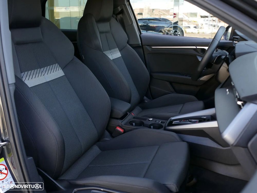 Audi A3 Sportback 30 TFSI Advanced S tronic - 29