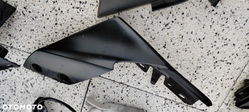 YAMAHA MT 125 MT125 2024 REFLEKTOR LAMPA CZASZA LICZNIK OWIEWKA CHŁODNICA ZEGARY LAMPA TYŁ - 23