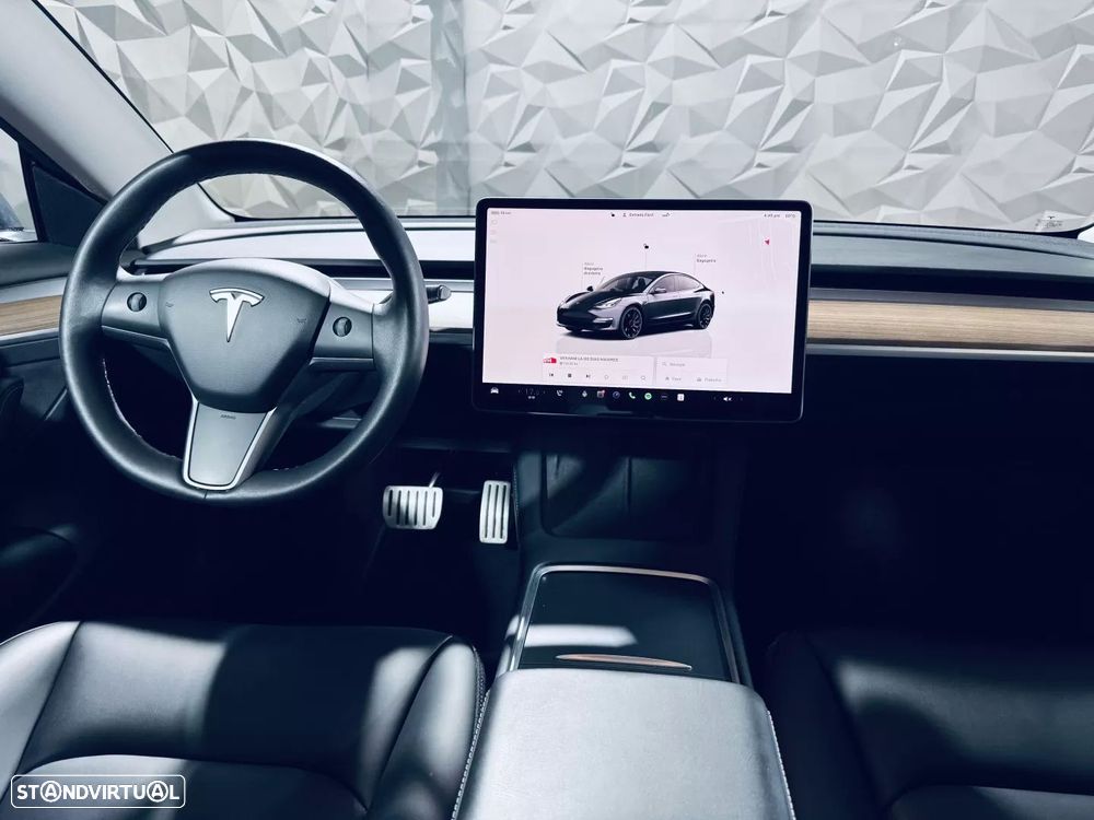 Tesla Model 3 Long Range AWD Dual Motor Performance - 17