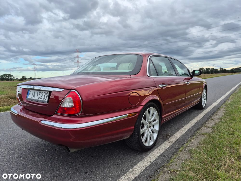 Jaguar XJ Super V8 (LWB) - 13