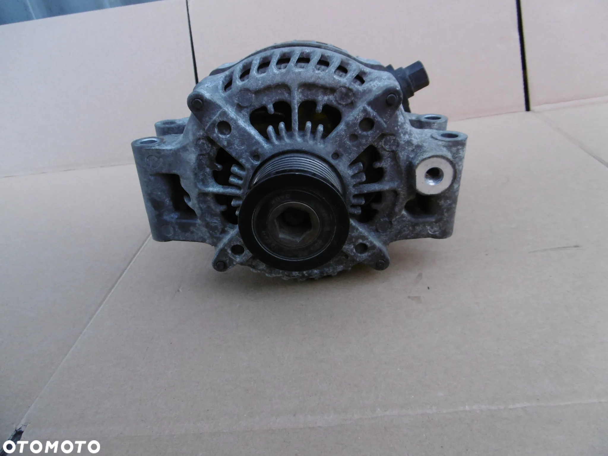 Alternator BMW e90 e91 e92 e93 e81 e82 e87 e88 1.6 2.0 n43 n43b16 n43b20 - 4