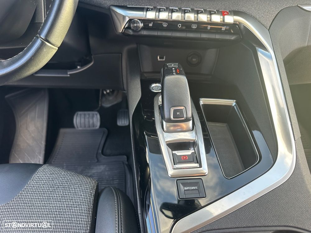 Peugeot 3008 BlueHDi 130 Stop & Start EAT8 Allure Pack - 20