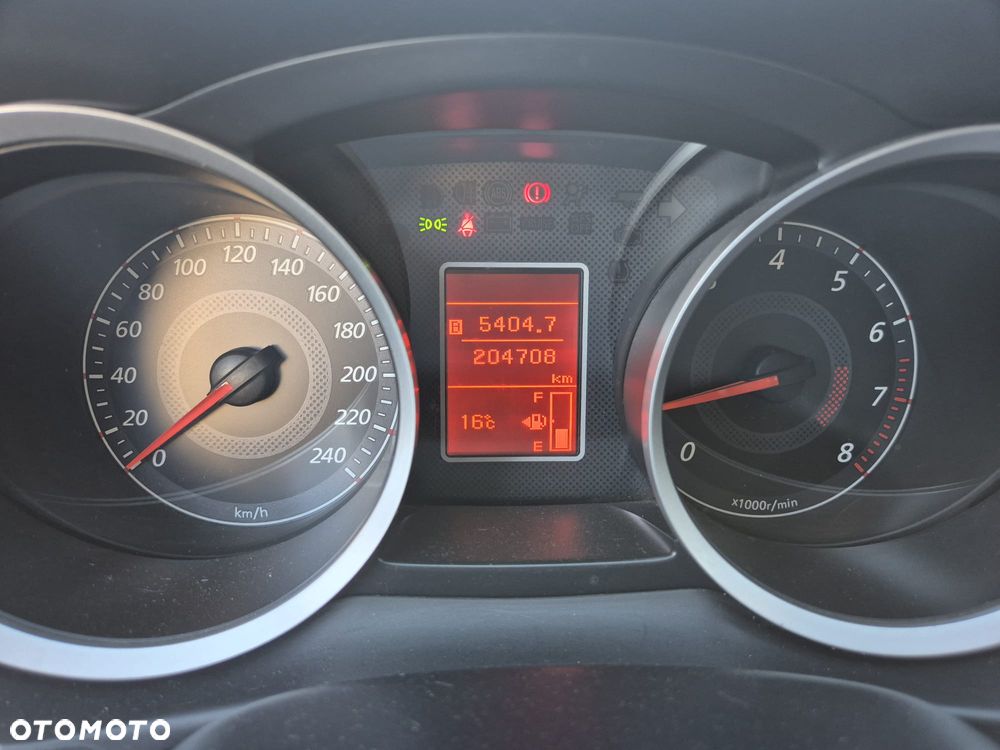 Mitsubishi Lancer 1.8 Inform LPG - 11