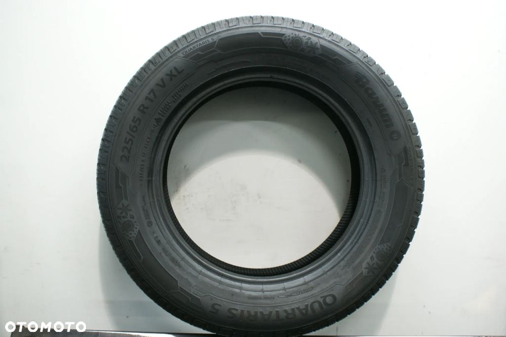 225/65R17 BARUM QUARTARIS 5 , 7,8mm . - 4