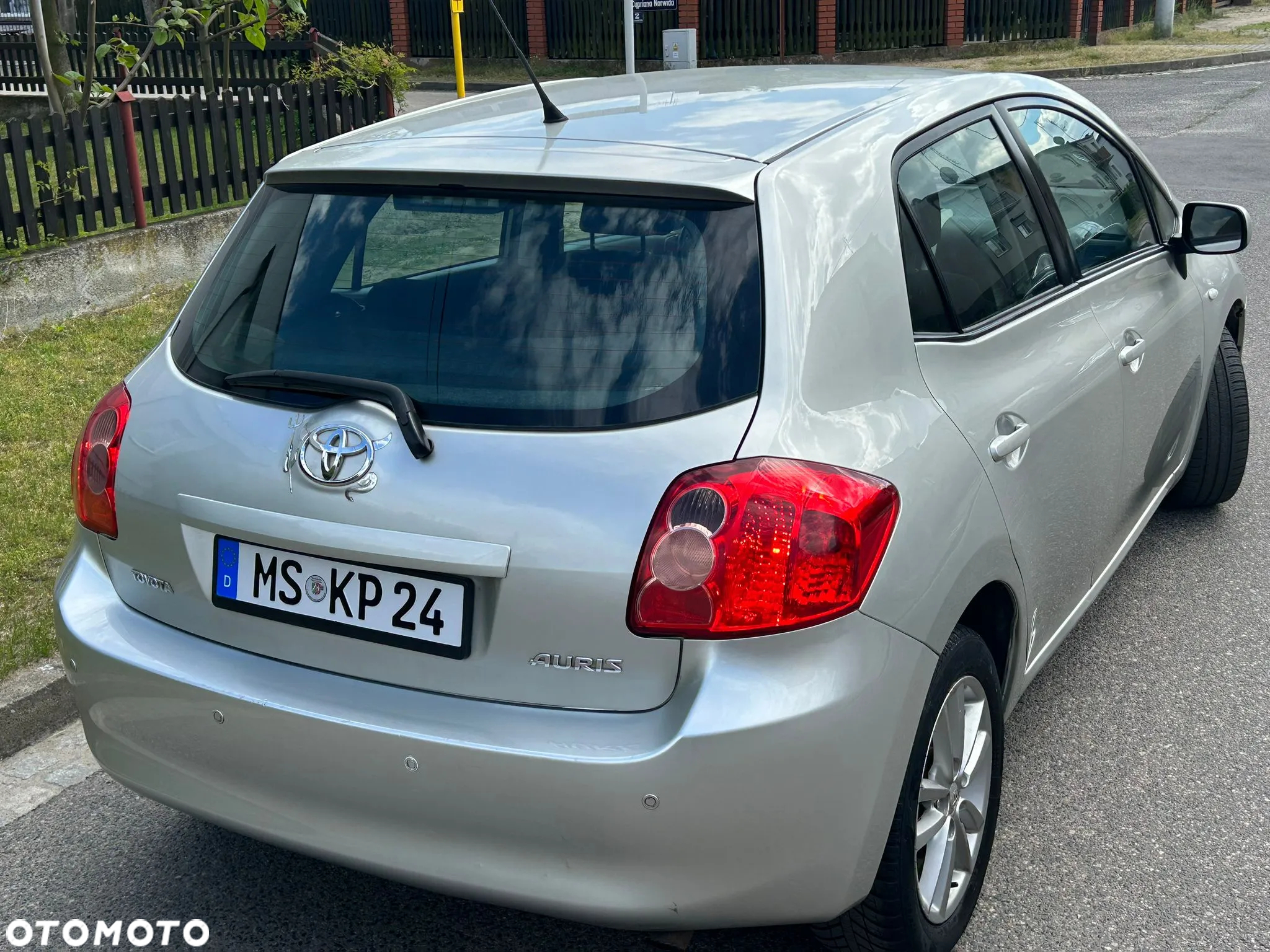 Toyota Auris 2.0 D-4D Premium - 5