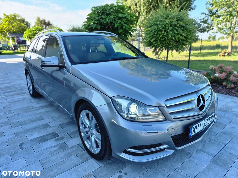 Mercedes-Benz Klasa C 300 CDI BlueEff 4-Matic Avantgarde - 2