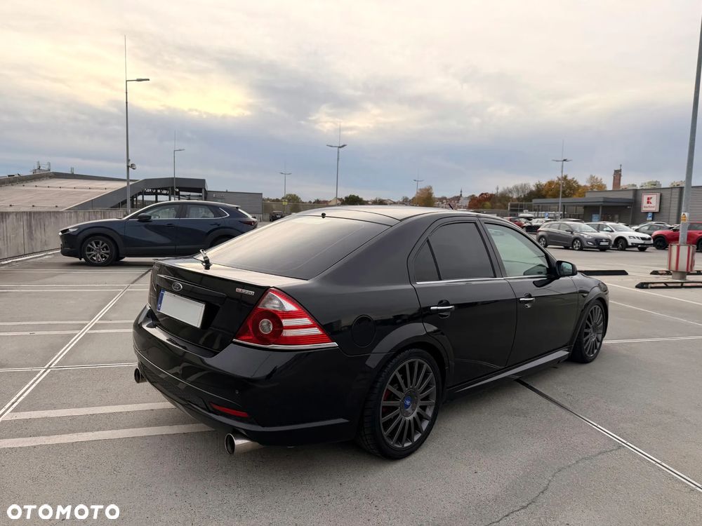 Ford Mondeo 3.0 V6 ST 220 - 8