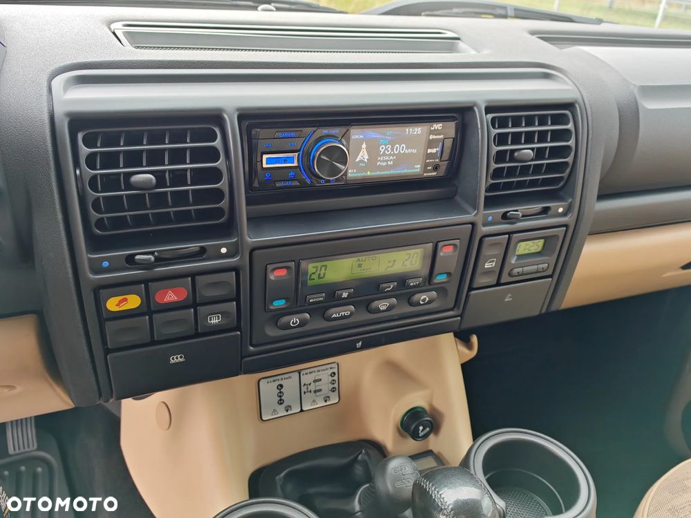 Land Rover Discovery - 33