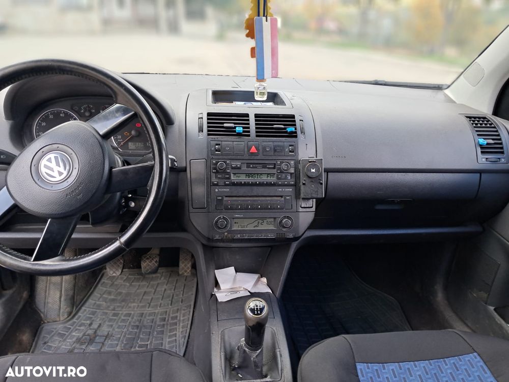 Volkswagen Polo 1.4 Sportline - 8