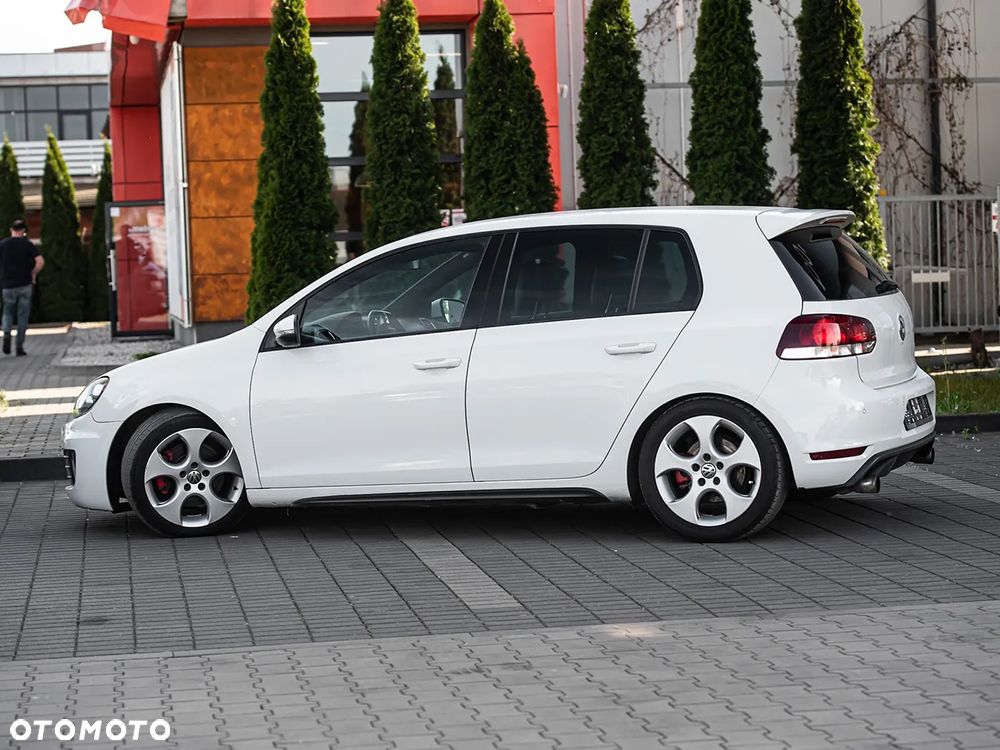 Volkswagen Golf 2.0 GTI - 10