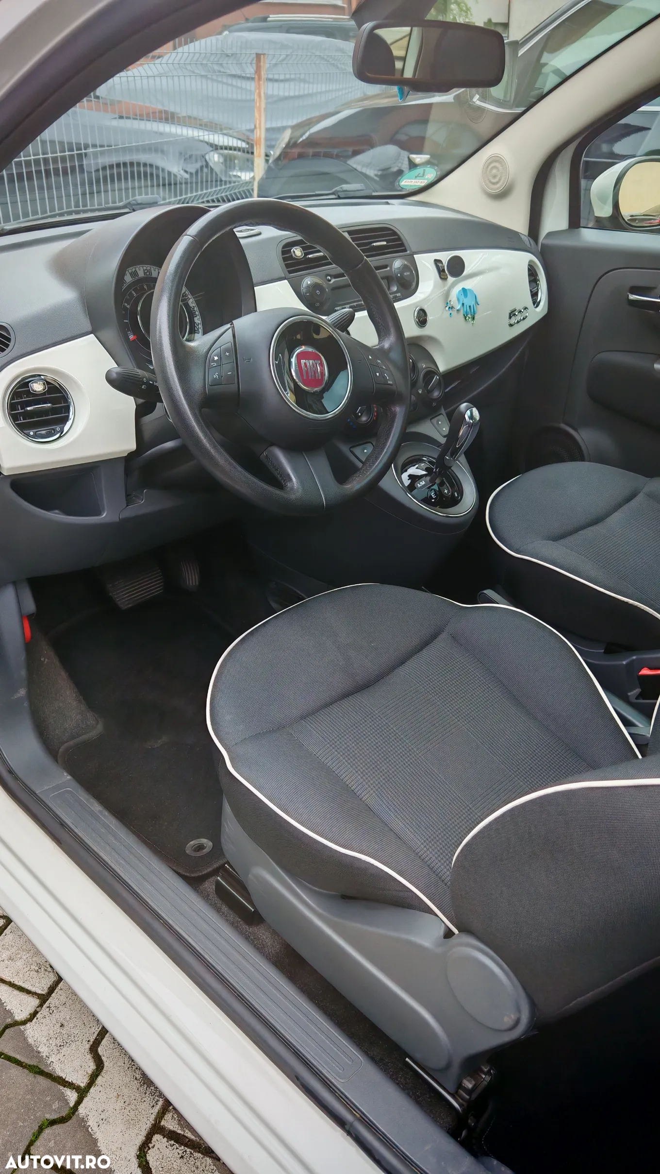 Fiat 500 1.2 8V Dualogic Lounge - 6
