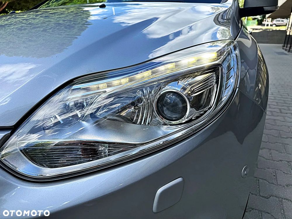 Ford Focus 1.6 TDCi DPF Start-Stopp-System Titanium - 9