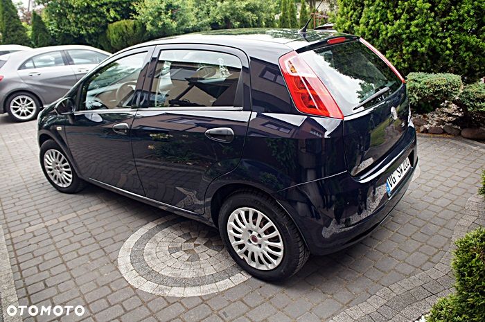 Fiat Punto 1.2 16V Dynamic - 12