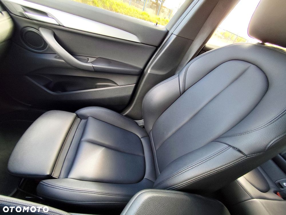 BMW X2 sDrive18i Advantage - 24