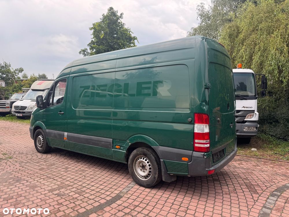 Mercedes-Benz SPRINTER - 7
