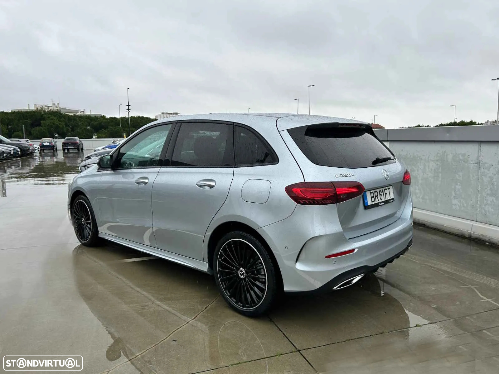Mercedes-Benz B 250 e - 8