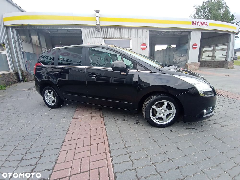 Peugeot 5008 HDI FAP 110 Access - 17