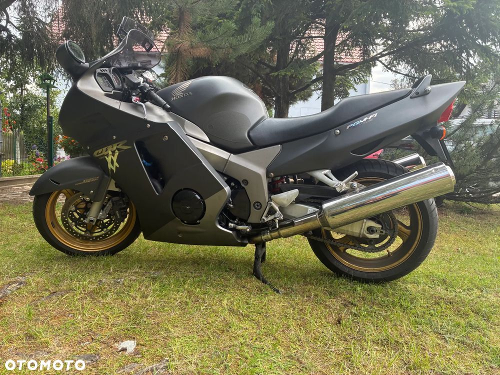 Honda CBR - 1