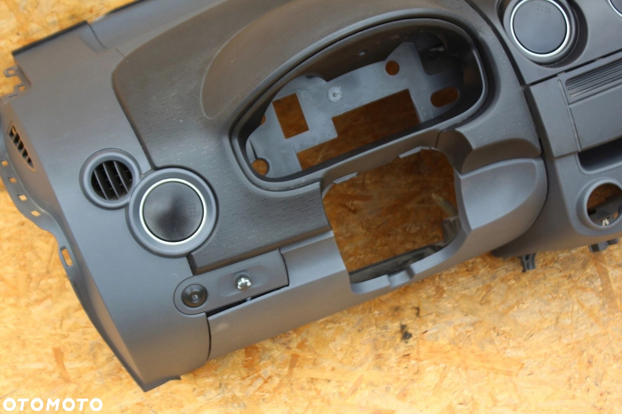 Deska rozdzielcza konsola MITSUBISHI COLT VI z30 kompletna EUROPA - 4