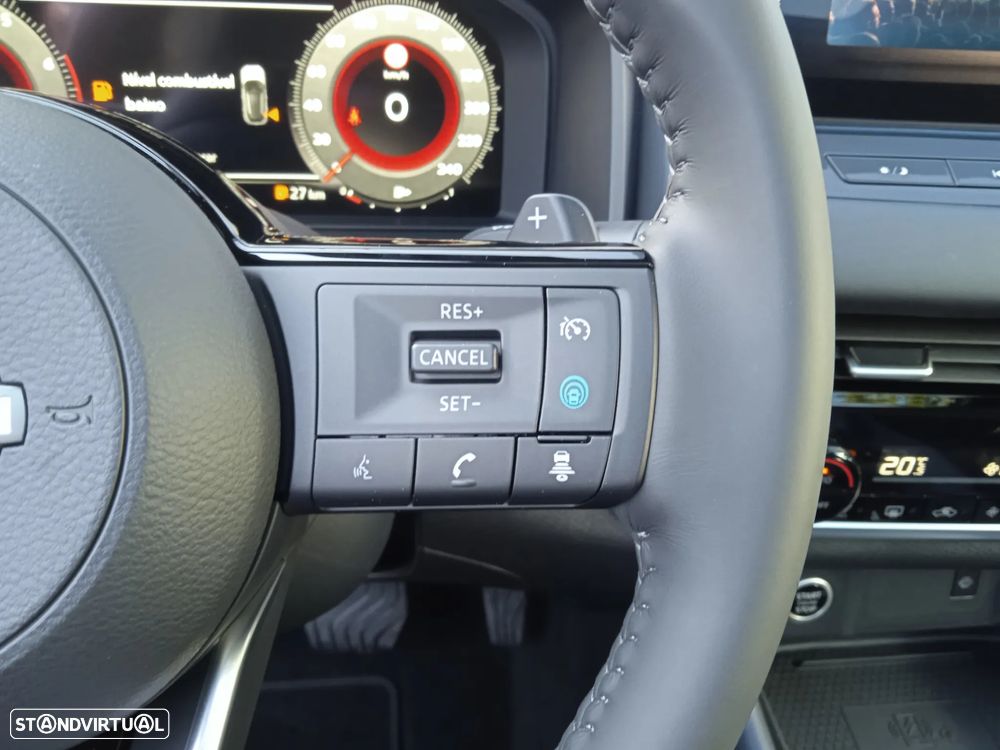 Nissan Qashqai 1.3 DIG-T Tekna TT+SKY Xtronic - 17