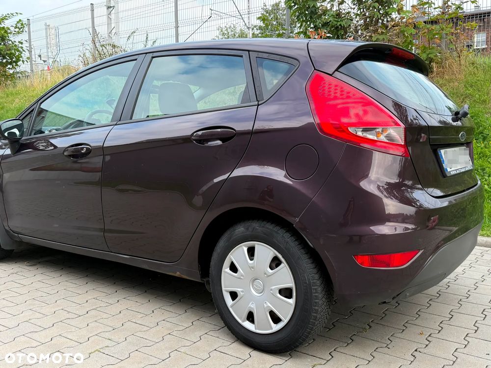Ford Fiesta 1.6 TDCi Trend - 12