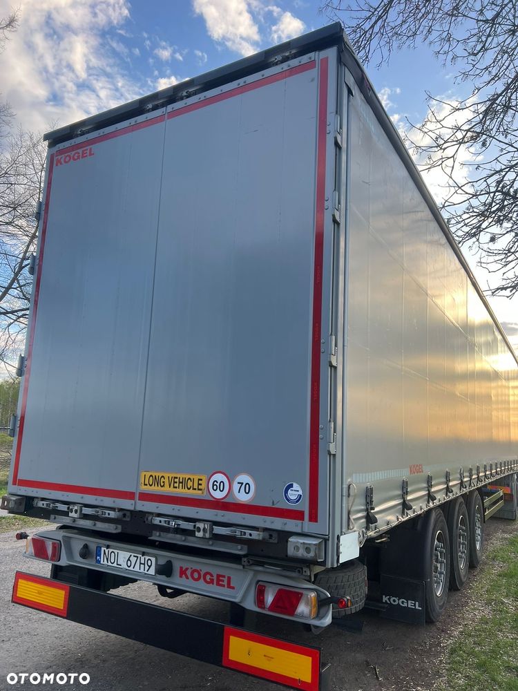 Mercedes-Benz Actros - 3