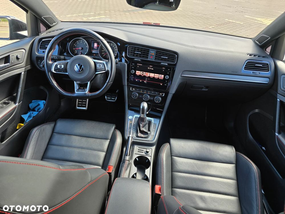 Volkswagen Golf VIII 2.0 TSI GTI DSG - 21