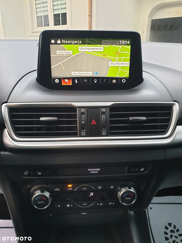 Mazda 3 SKYACTIV-G 120 Signature - 24