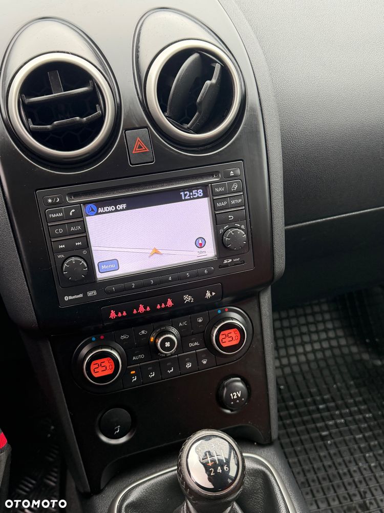 Nissan Qashqai 1.5 dCi I-Way - 16