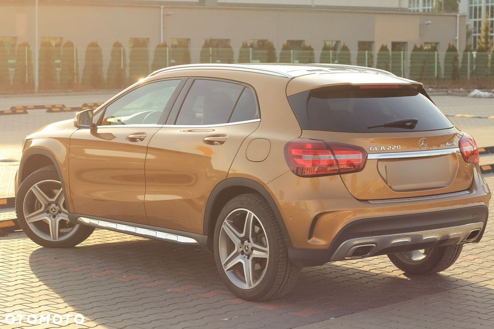 Mercedes-Benz GLA 220 4-Matic AMG Line - 4