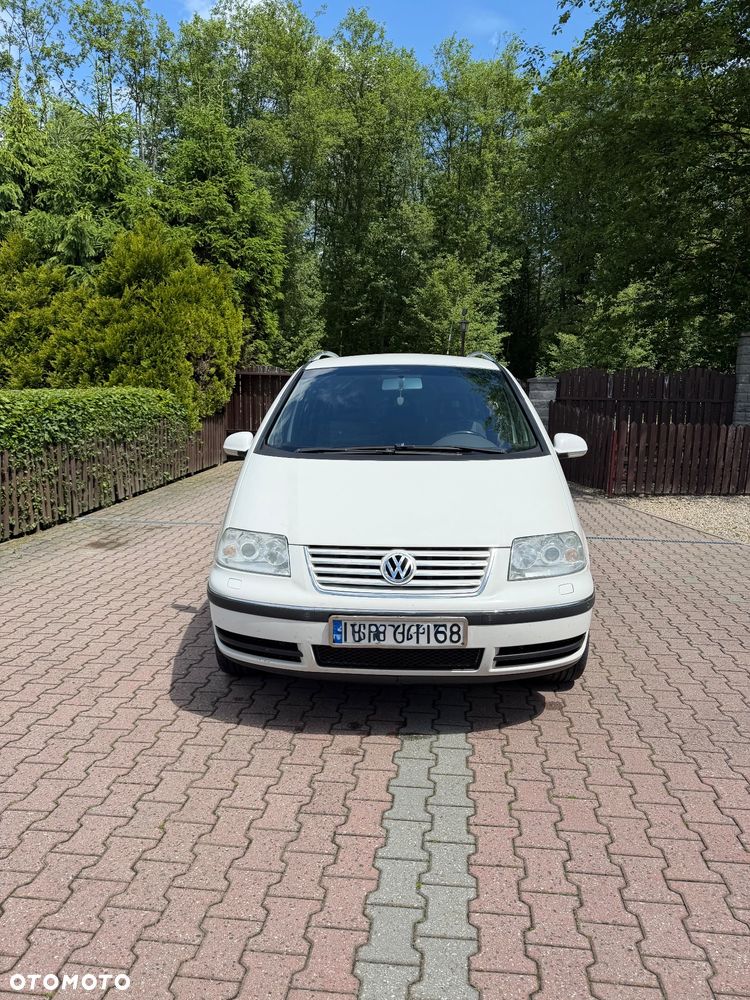 Volkswagen Sharan 1.8T Comfortline - 2
