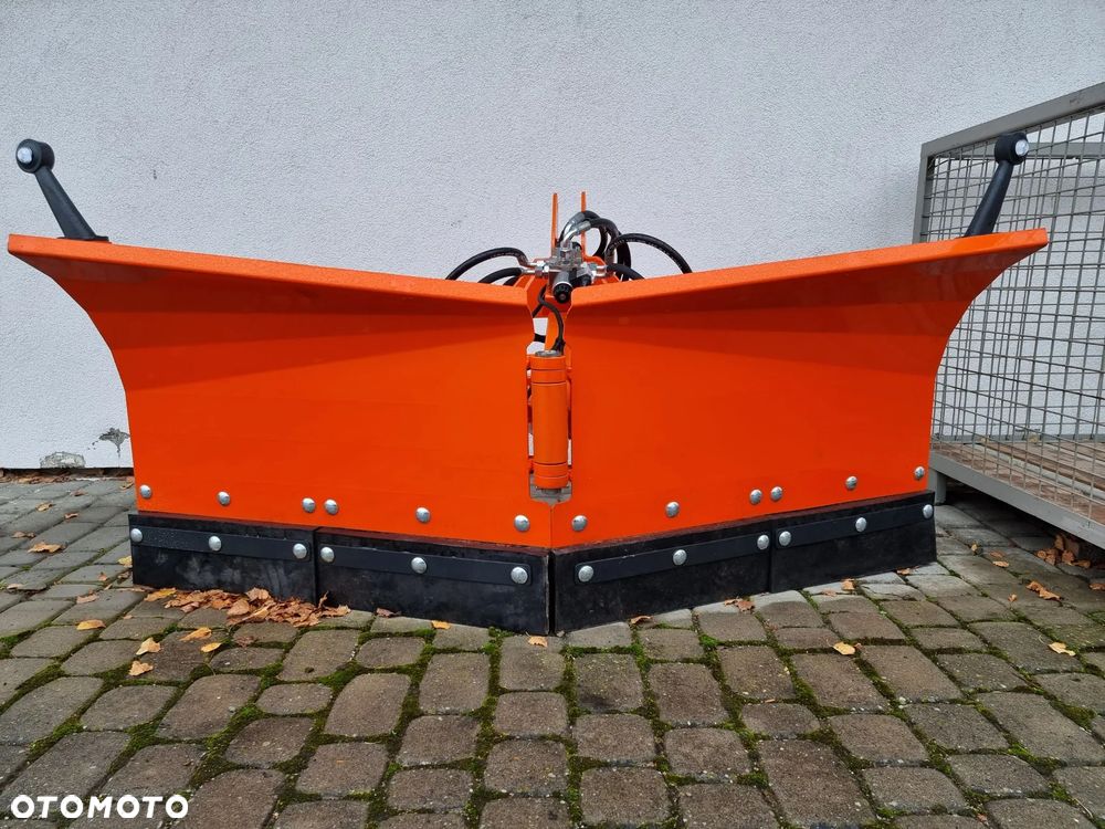 Pług śnieżny składany strzałkowy komunalny hydrauliczny V lekki - 5