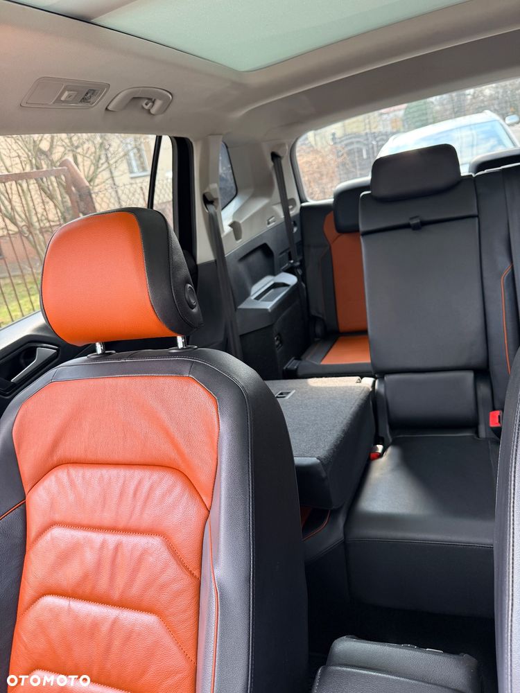 Volkswagen Tiguan Allspace - 32