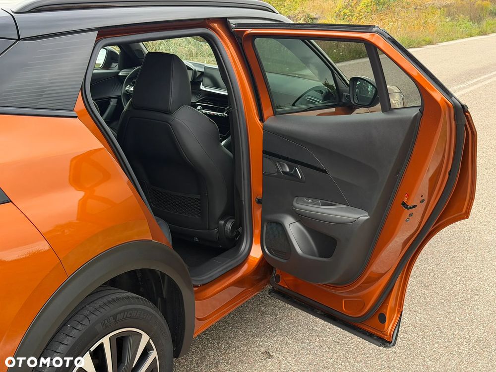Peugeot 2008 1.2 PureTech GT S&S EAT8 - 38