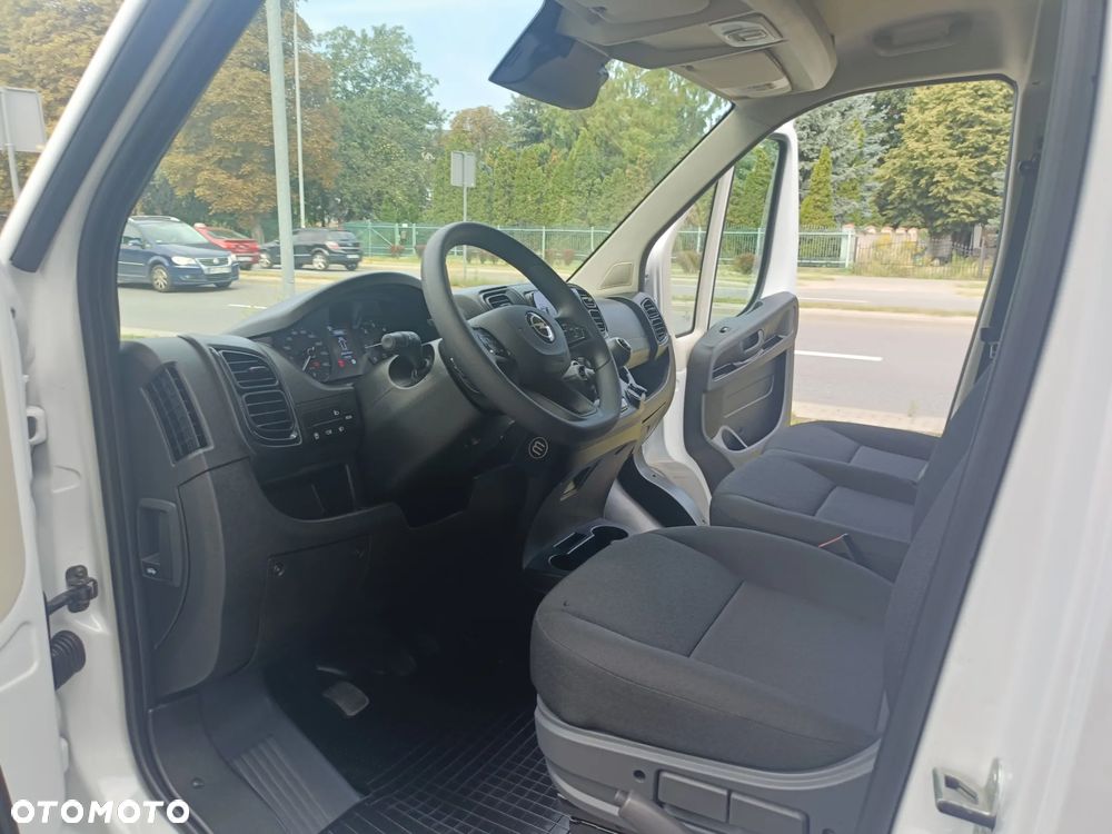 Opel MOVANO - 16