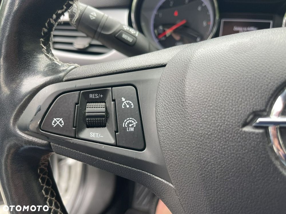 Opel Astra - 33