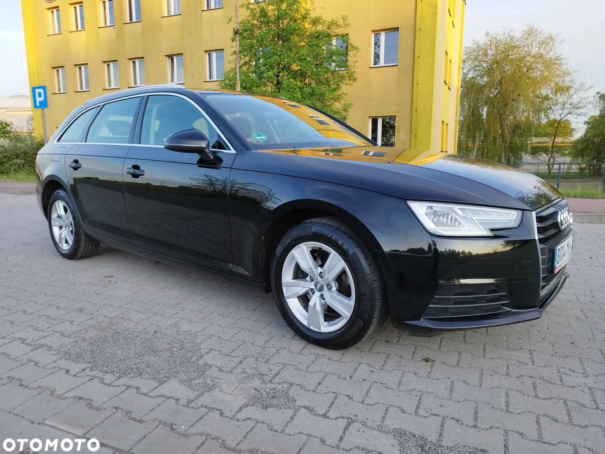 Audi A4 Avant 2.0 TDI design - 2