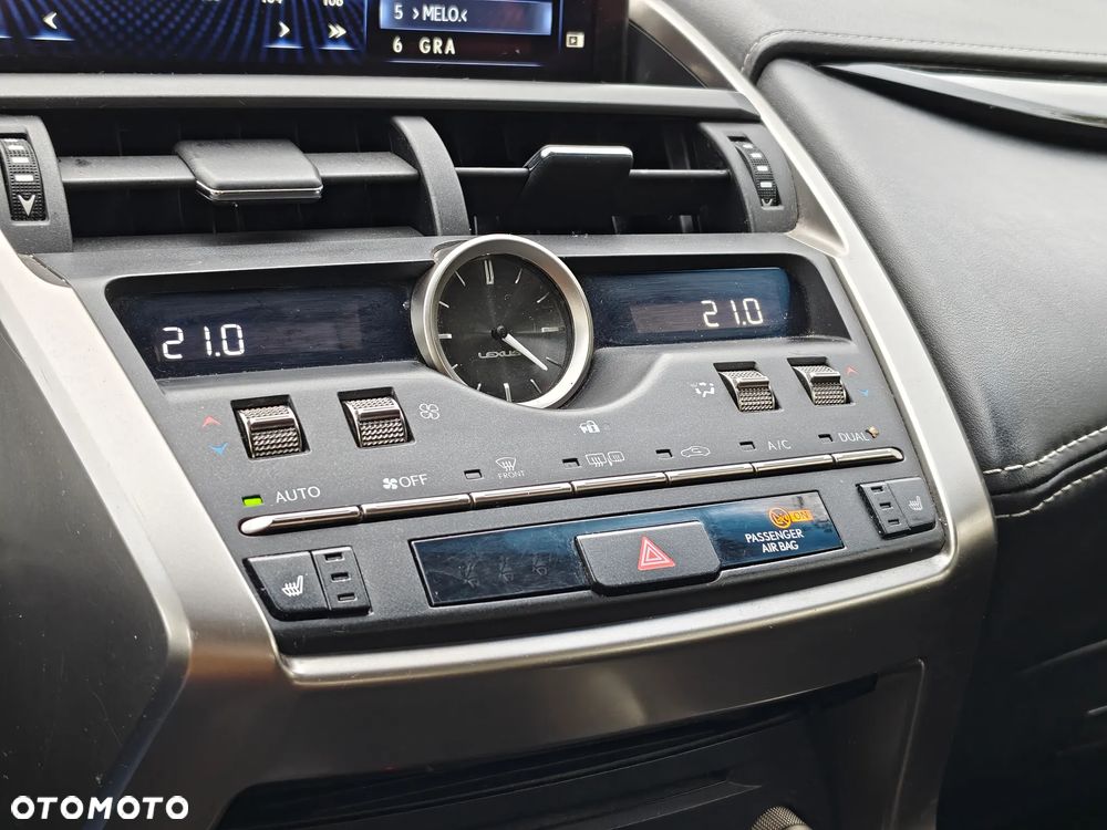 Lexus NX 300 Elegance 2WD - 14