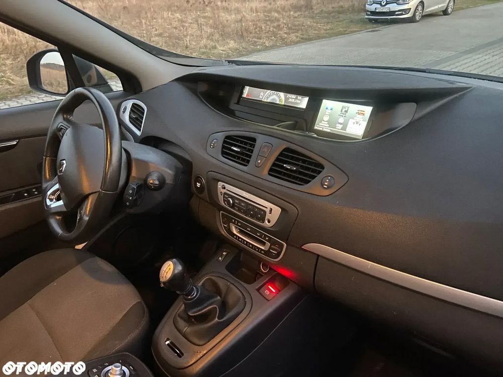 Renault Grand Scenic - 7