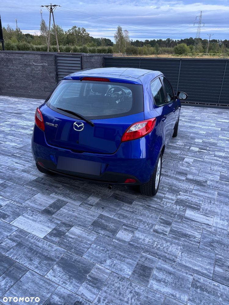 Mazda 2 - 6