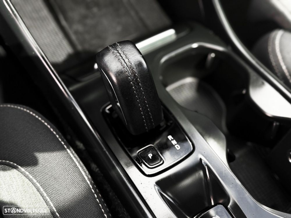 Volvo XC 40 1.5 T5 PHEV Momentum Plus - 30