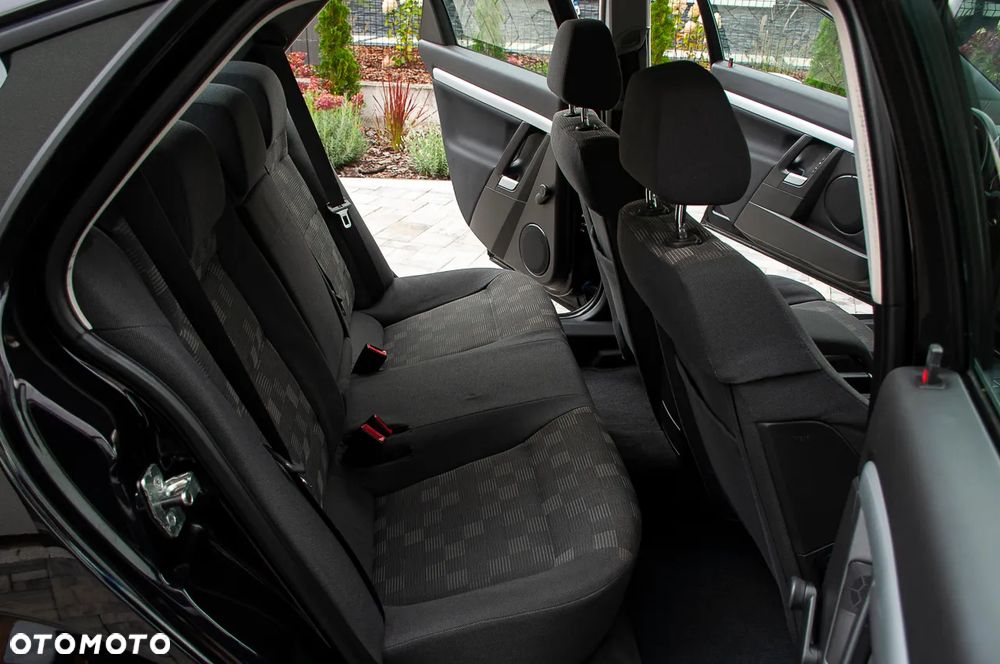 Opel Vectra 1.8 Design - 27