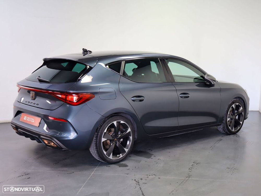 Cupra Leon 1.4 e-Hybrid MID DSG - 4