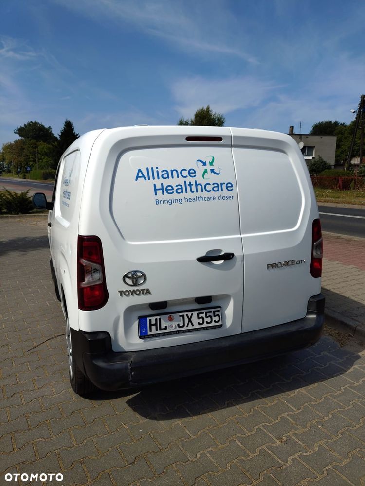 Toyota Proace City - 7