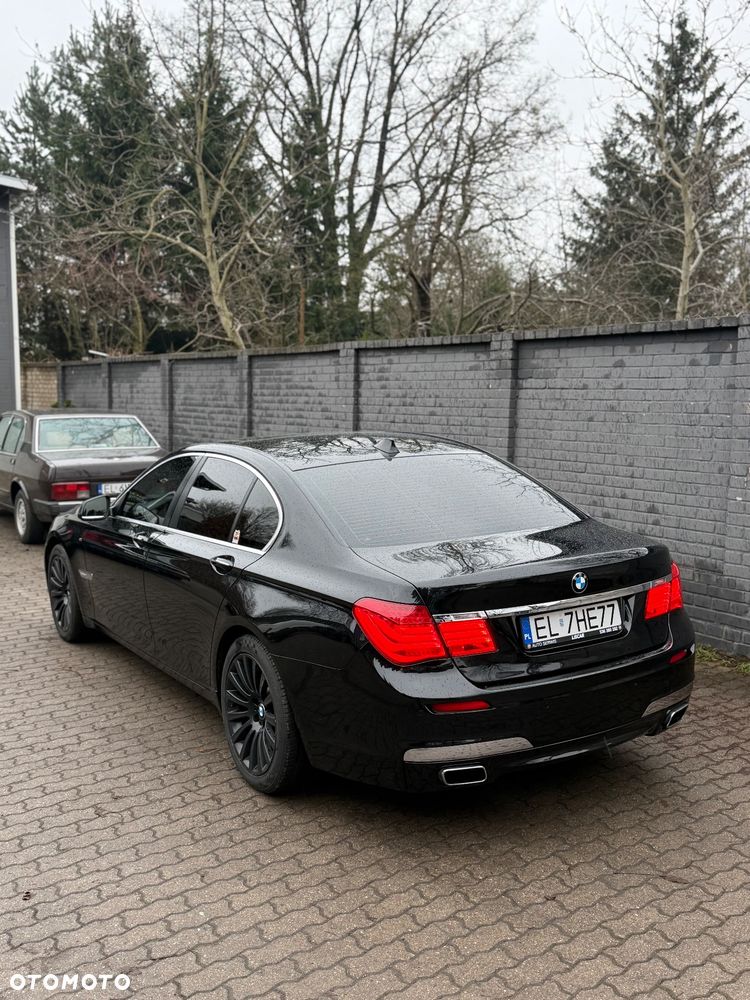 BMW Seria 7 730d Blue Performance - 2
