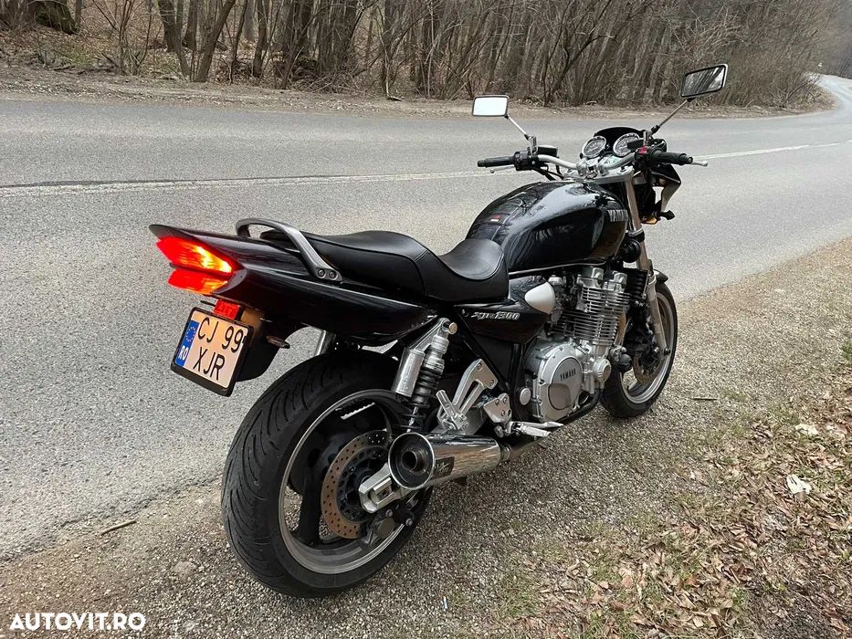 Yamaha FJR 1300A - 6