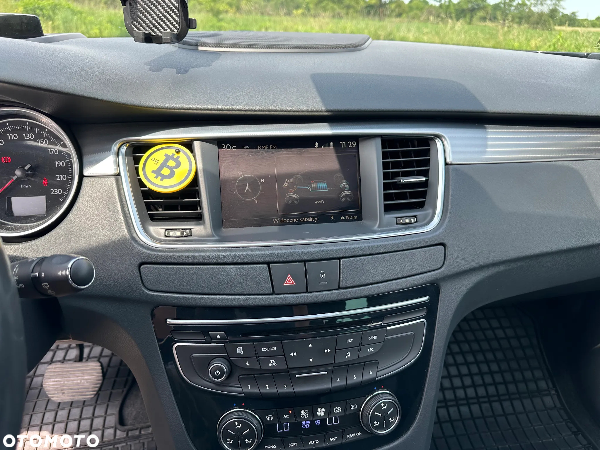 Peugeot 508 RXH 2.0 HDi HYbrid4 - 22