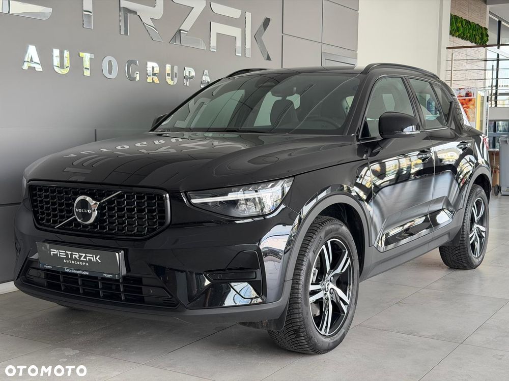 Volvo XC 40 B5 AWD Ultimate Dark - 4