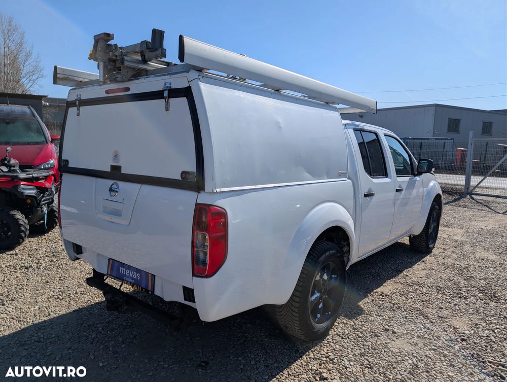 Nissan Navara 2.5 dCi Double Cab LE - 8